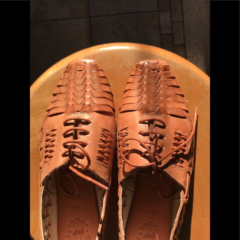 Gorgeous handmade leather shoes by Will Leather Goids